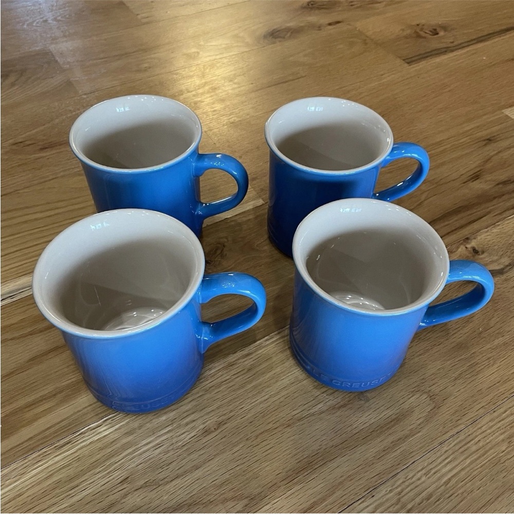 Le Creuset Set of 4 Stoneware Mugs Marseille - Picture 2 of 5